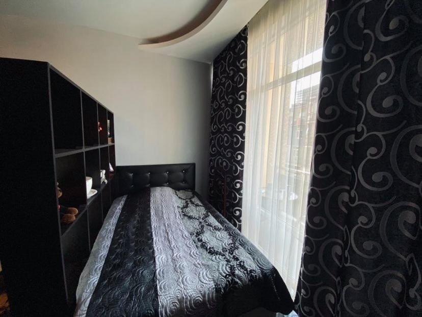 Apartment Vaja Fshavela N16 Μπατούμι Εξωτερικό φωτογραφία