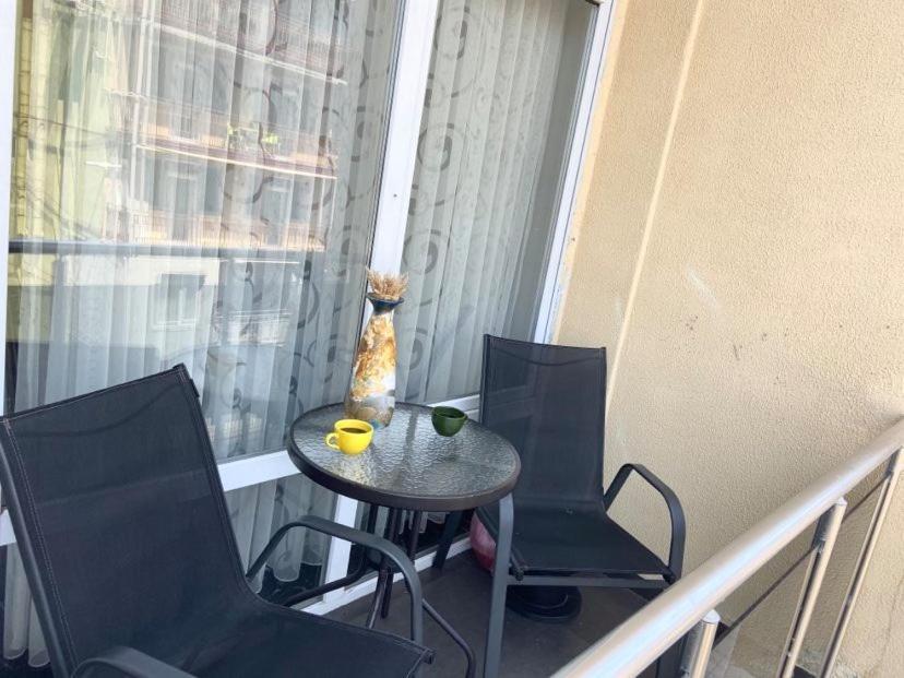 Apartment Vaja Fshavela N16 Μπατούμι Εξωτερικό φωτογραφία