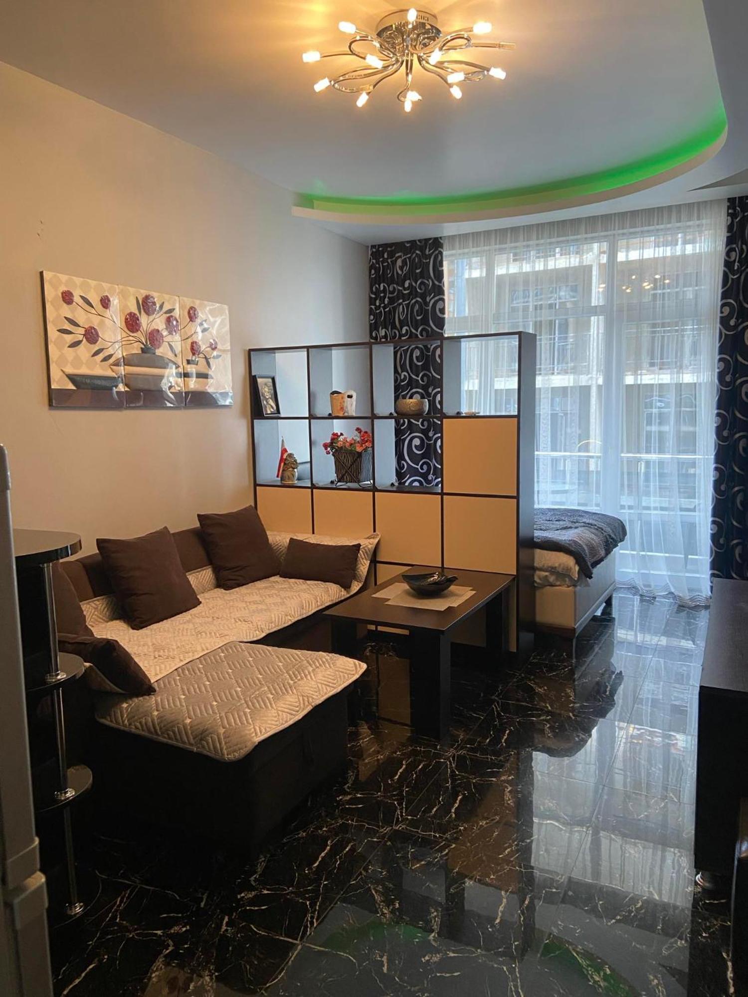 Apartment Vaja Fshavela N16 Μπατούμι Εξωτερικό φωτογραφία
