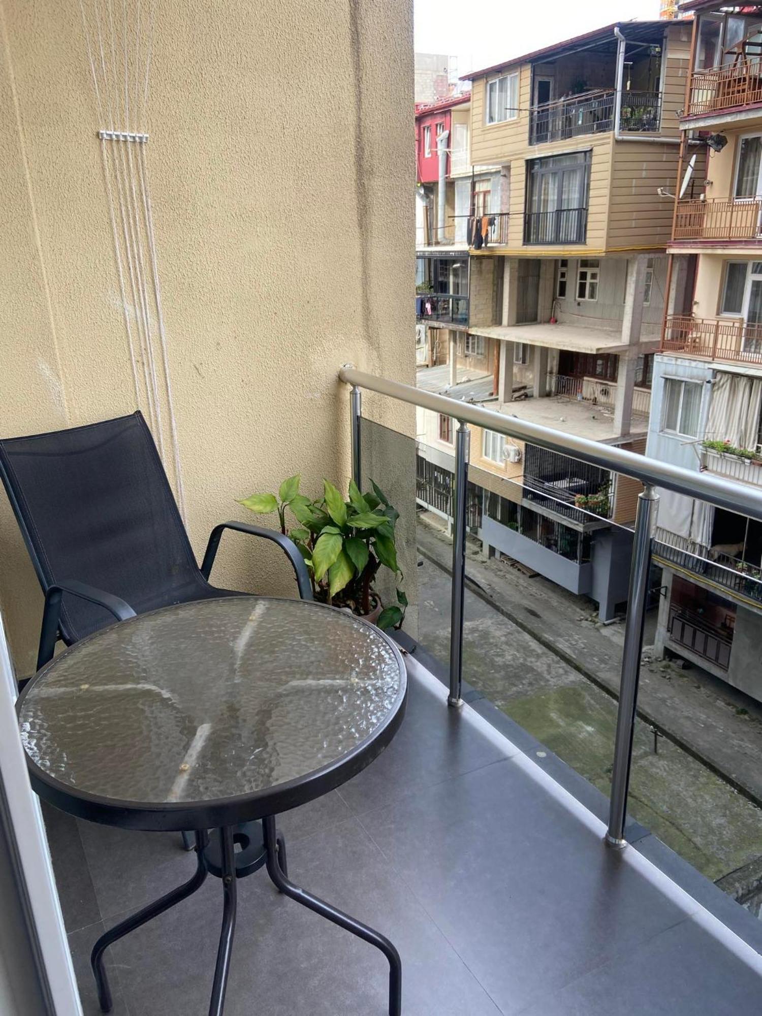 Apartment Vaja Fshavela N16 Μπατούμι Εξωτερικό φωτογραφία
