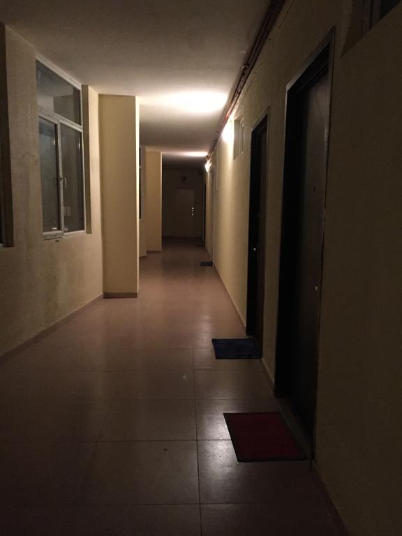 Apartment Vaja Fshavela N16 Μπατούμι Εξωτερικό φωτογραφία